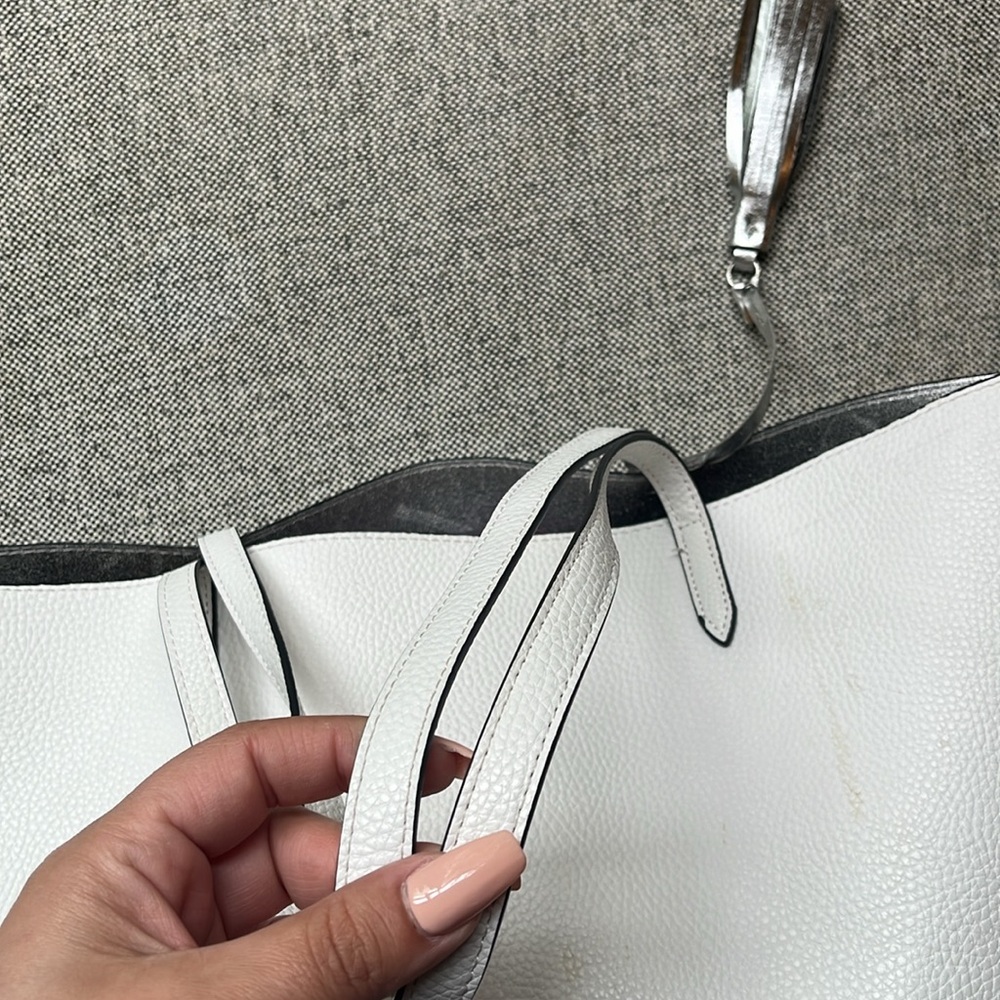 🤍 Victoria Secret White Tote bag 🤍 - Picture 8 of 17